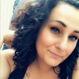 Meet your Posher, Tandy